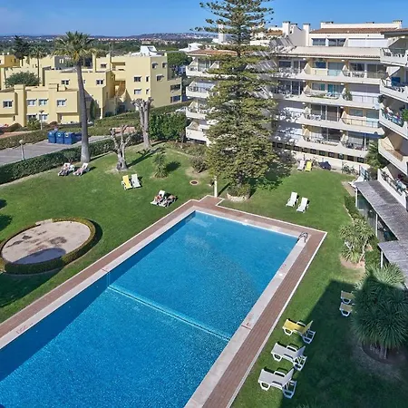 פארק נופש Parque Mourabel, Oasis Village & Pe Do וילהמורה