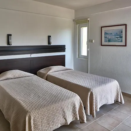 Parque Mourabel, Oasis Village & Pe Do 3*