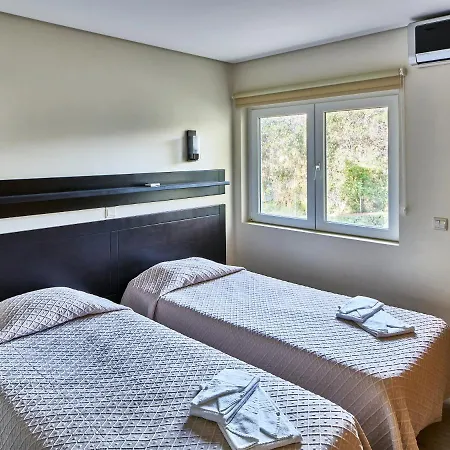 פארק נופש Parque Mourabel, Oasis Village & Pe Do 3*