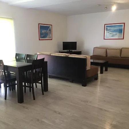 ホリデーパーク Parque Mourabel, Oasis Village & Pe Do 3*