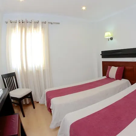 פארק נופש Parque Mourabel, Oasis Village & Pe Do