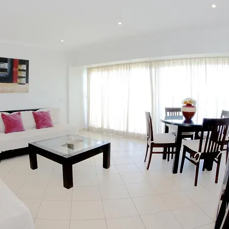 Parque Mourabel, Oasis Village & Pe Do 3*