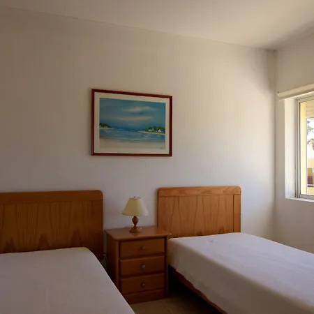 Parque Mourabel, Oasis Village & Pe Do 3*