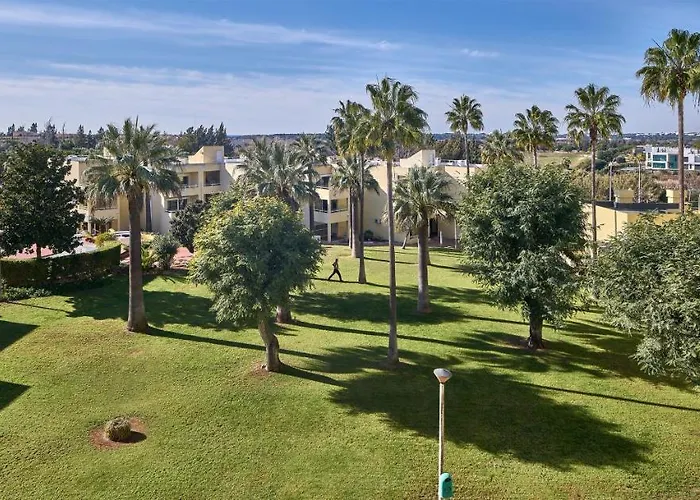 Parque Mourabel, Oasis Village & Pe Do 假日公园