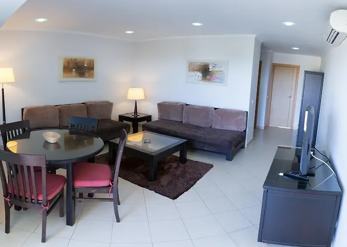 Parque Mourabel, Oasis Village & Pe Do Holiday park Vilamoura