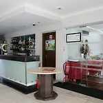 Parque Mourabel, Oasis Village & Pe Do Vilamoura