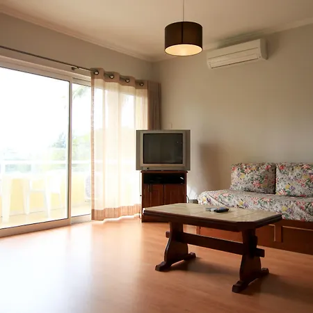Parque Mourabel, Oasis Village & Pe Do 홀리데이파크 3*