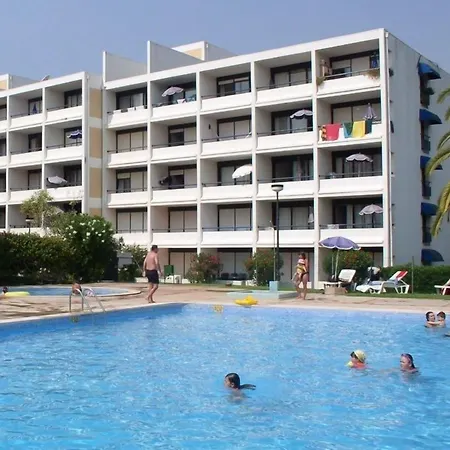Parque Mourabel, Oasis Village & Pe Do 빌라모라