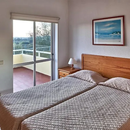 Parque Mourabel, Oasis Village & Pe Do 3* Vilamoura