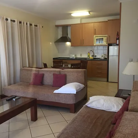 Parque Mourabel, Oasis Village & Pe Do Üdülőpark Vilamoura
