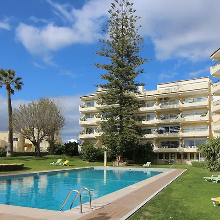 Prázdninový areál Parque Mourabel, Oasis Village & Pe Do 3*