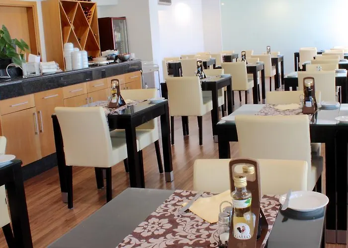 Kompleks wypoczynkowy Parque Mourabel, Oasis Village & Pe Do Vilamoura